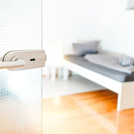 Bege Teamhome Appartement Solingen